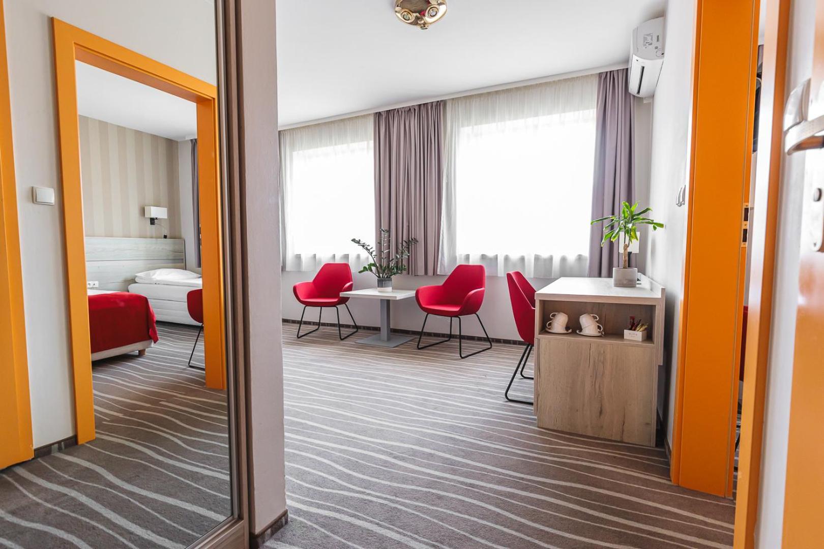 Hotel Akwawit Leszno  Eksteriør bilde