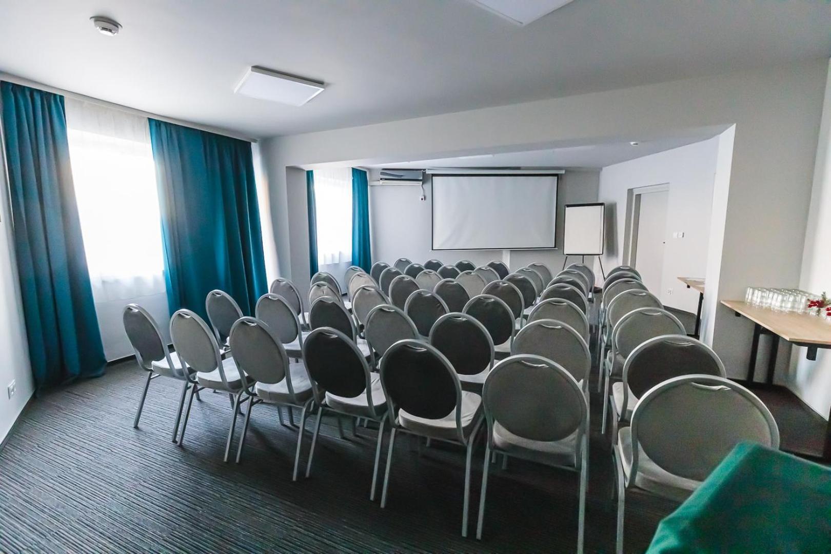 Hotel Akwawit Leszno  Eksteriør bilde