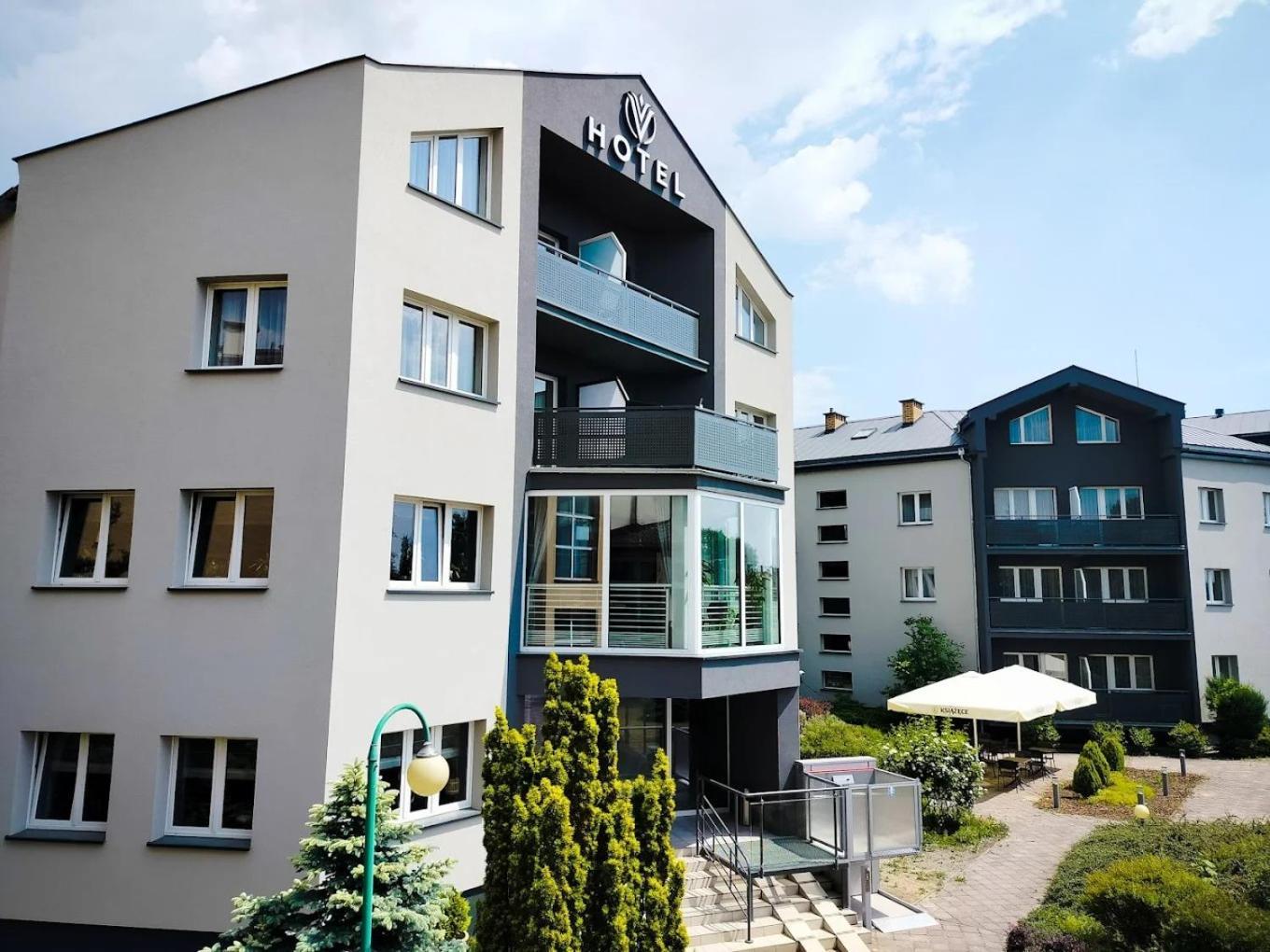 Hotel Akwawit Leszno  Eksteriør bilde